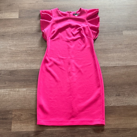 Tommy Hilfiger Dresses & Skirts - Tommy Hilfiger - Pink Ruffle Sleeve Scuba Dress